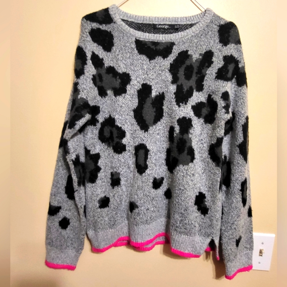 Leopard Print sweater